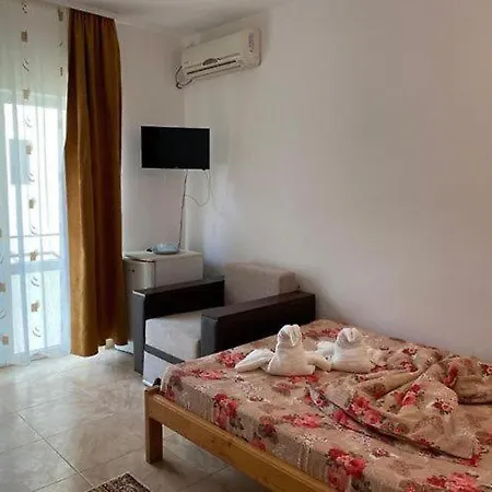 Vila Velis Guest house *